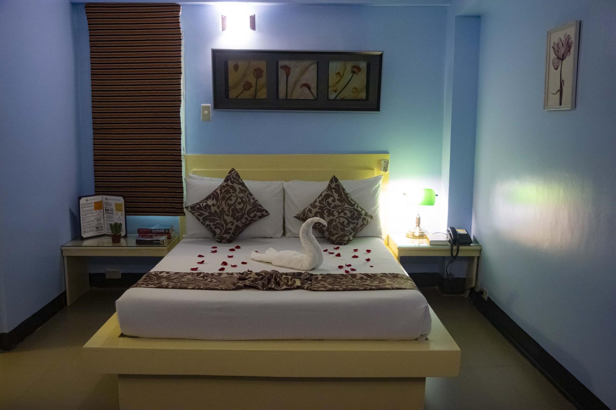Franchise One Hotel Makati City Ngoại thất bức ảnh