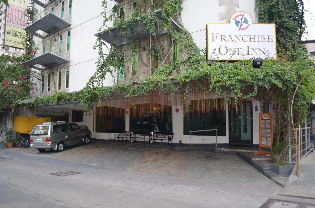 Franchise One Hotel Makati City Ngoại thất bức ảnh