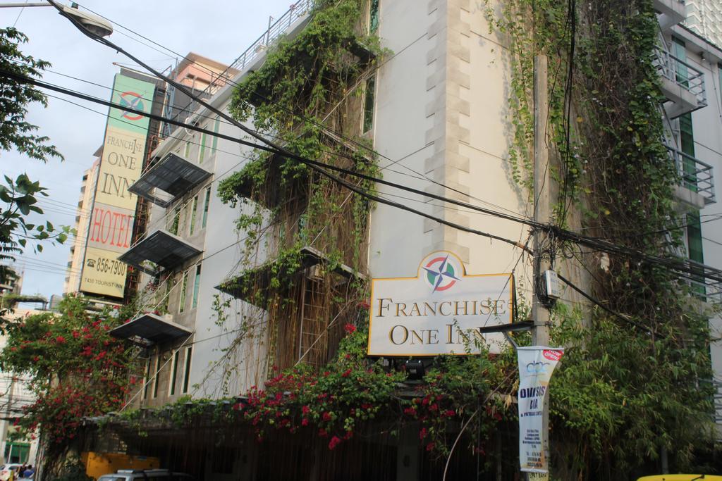 Franchise One Hotel Makati City Ngoại thất bức ảnh
