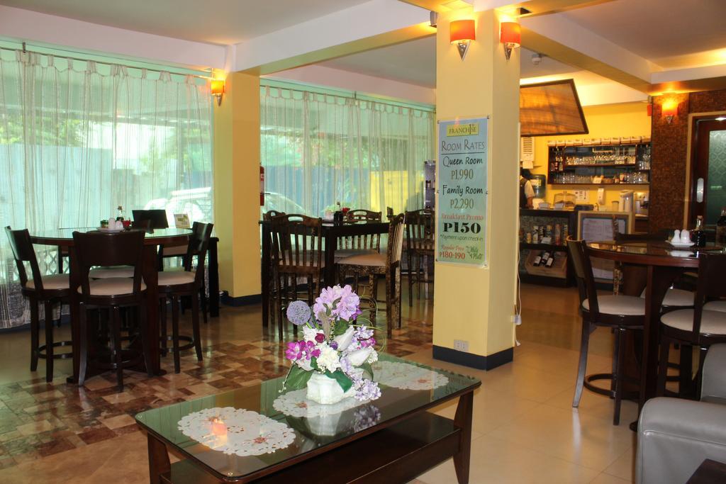 Franchise One Hotel Makati City Ngoại thất bức ảnh
