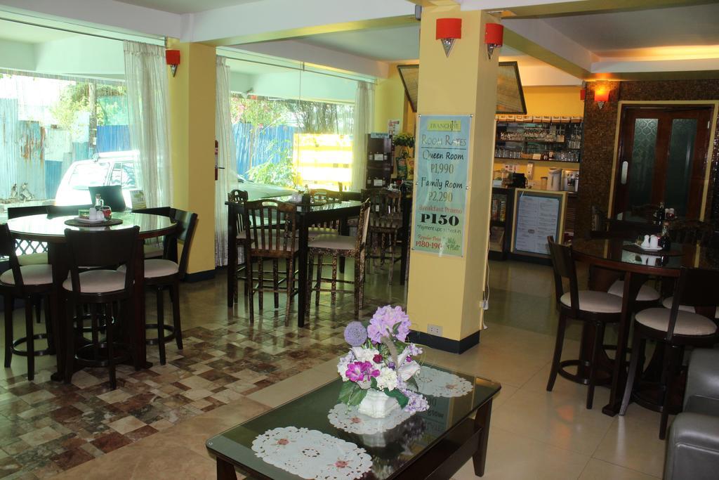 Franchise One Hotel Makati City Ngoại thất bức ảnh
