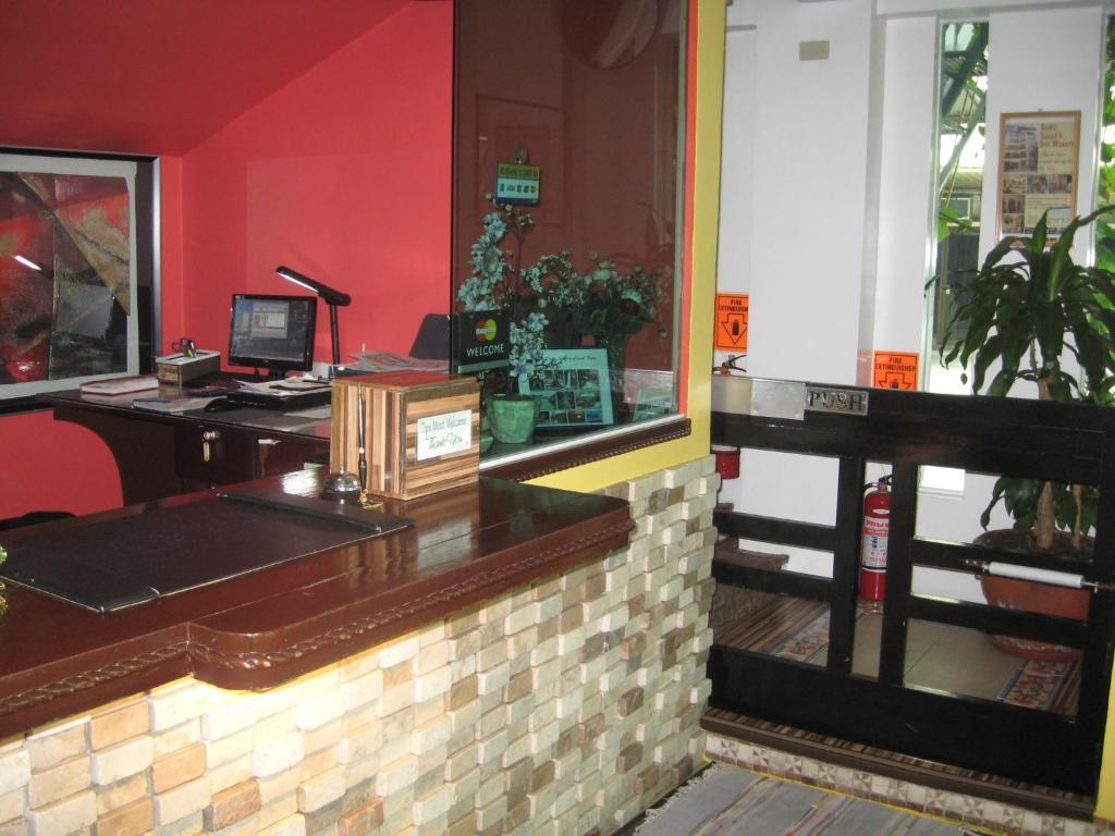 Franchise One Hotel Makati City Ngoại thất bức ảnh